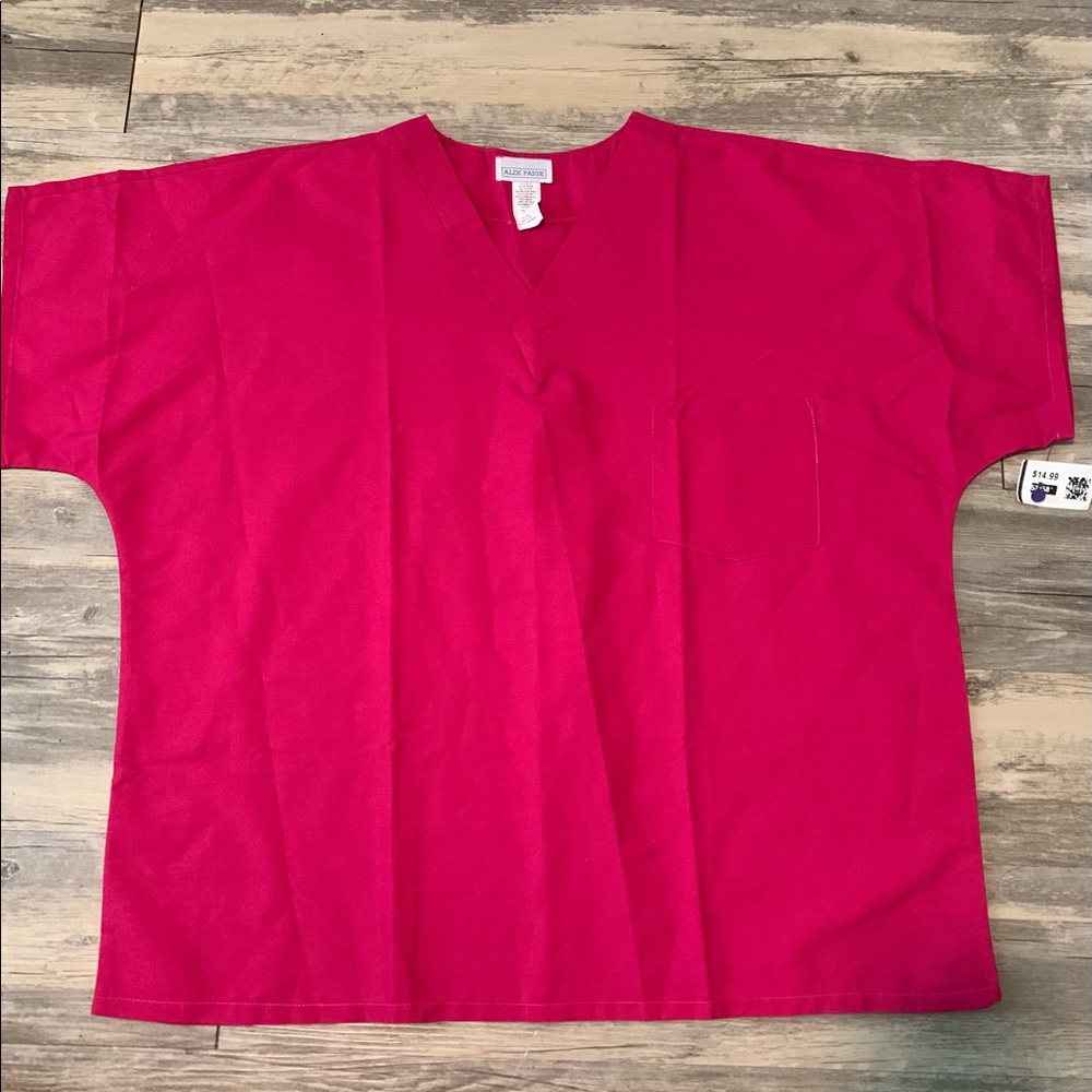 NEW! Alix Paige Scrub Top!